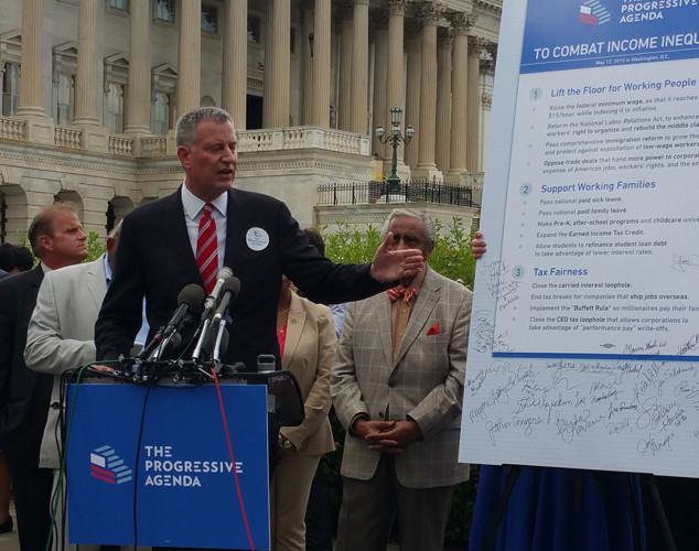 De Blasio Joins Debt-Free College Movement De Blasio Joins Debt-Free College Movement